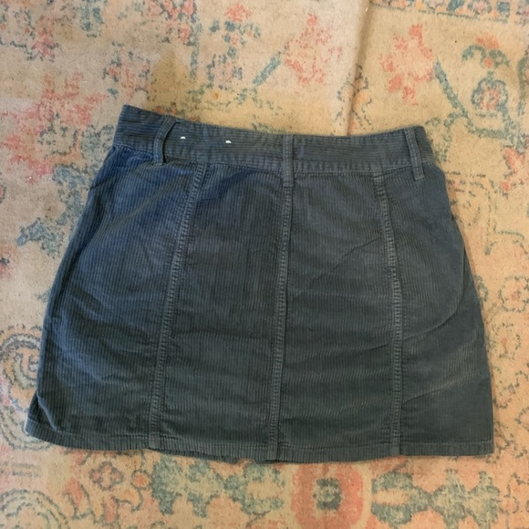 American Eagle corduroy skirt sz 4 - Picture 5 of 5